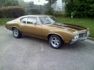 1970_oldsmobile_cutlass-pic-8590443410586065955