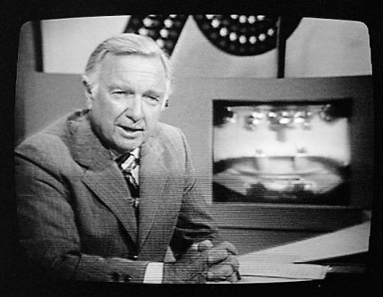 Walter_Cronkite_on_television_1976